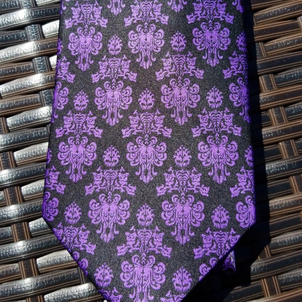 Disney World Haunted Mansion Necktie NWT